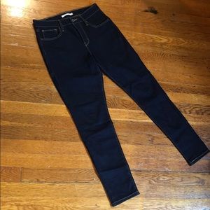 Levi’s 721 High Rise Skinny (29) Dark Wash